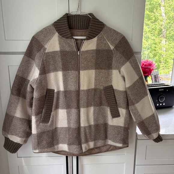 Varley Reno Reversible Quilt Jacket - Fungi color - Picture 1 of 7